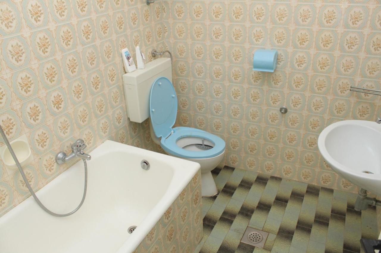 Family Friendly Seaside Apartments Vlasici, Pag - 4319 Экстерьер фото